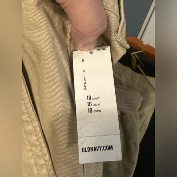 Old Navy The Diva pants size 18 short - Picture 3 of 4